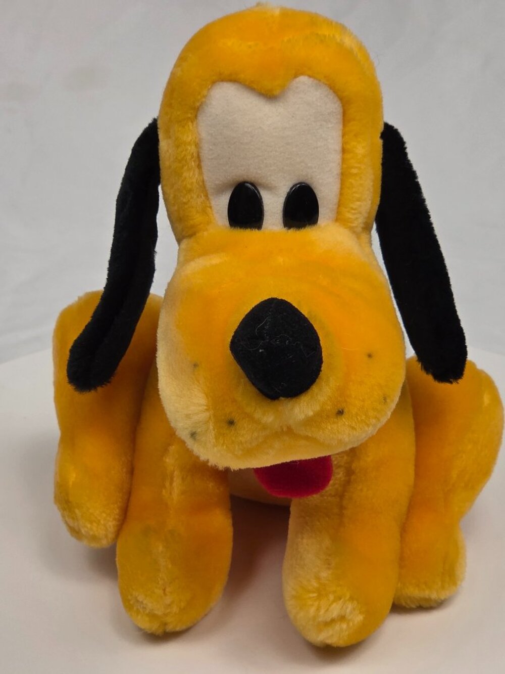 VINTAGE Disney Store NICE CLASSIC PLUTO DOG 9" Plush Stuffed Animal Toy